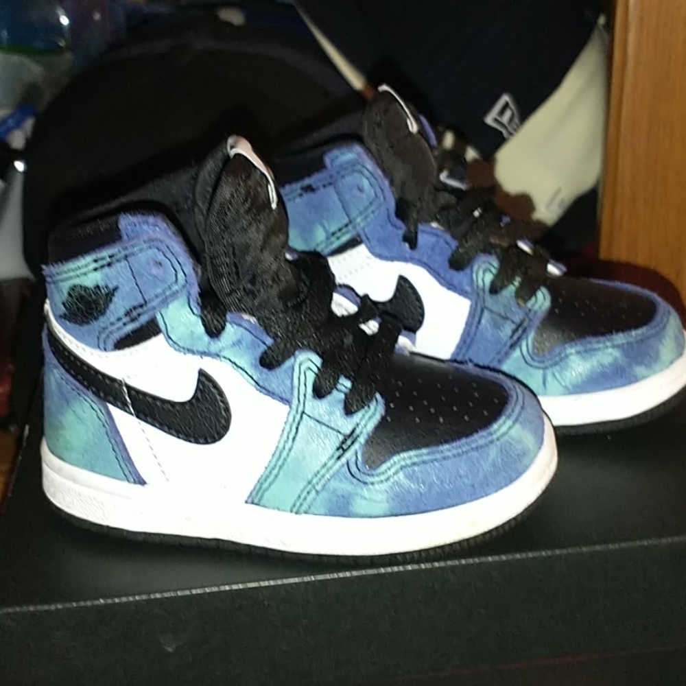 Brand new jordan 1 high tie dye